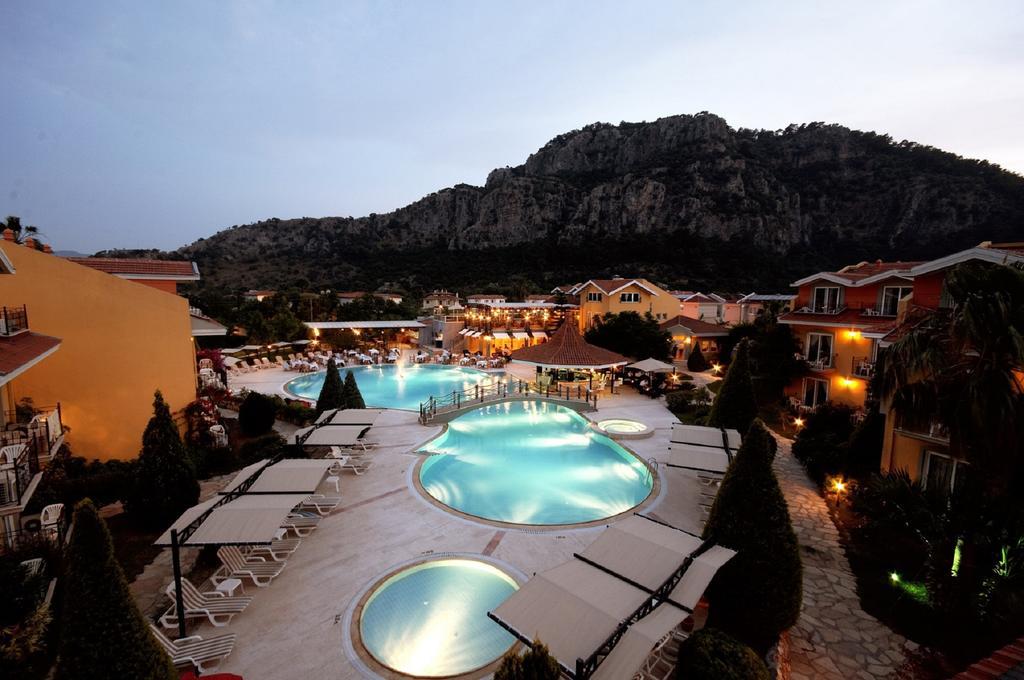 Club Alla Turca Дальян Экстерьер фото